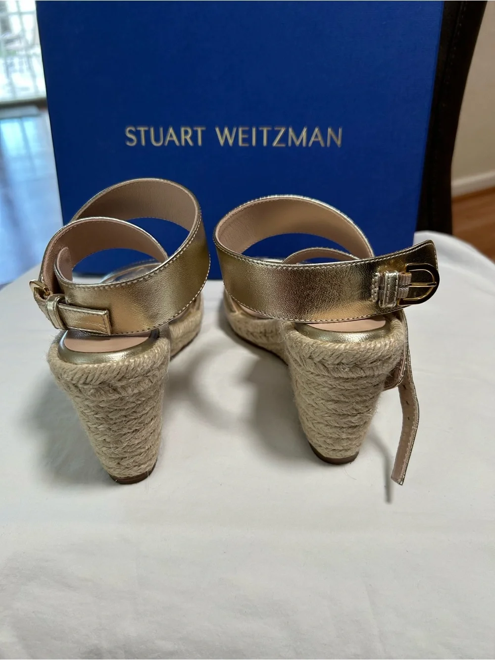 Stuart Weitzman Lexia Plattino Metallic Napa Gold Espadrille Sandals / Size 4.5